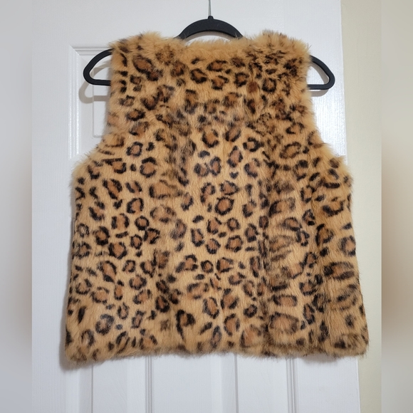 525 America Fur Vest - Picture 2 of 4